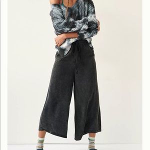 Anthropologie Eudora Cropped Wide-Leg Pants